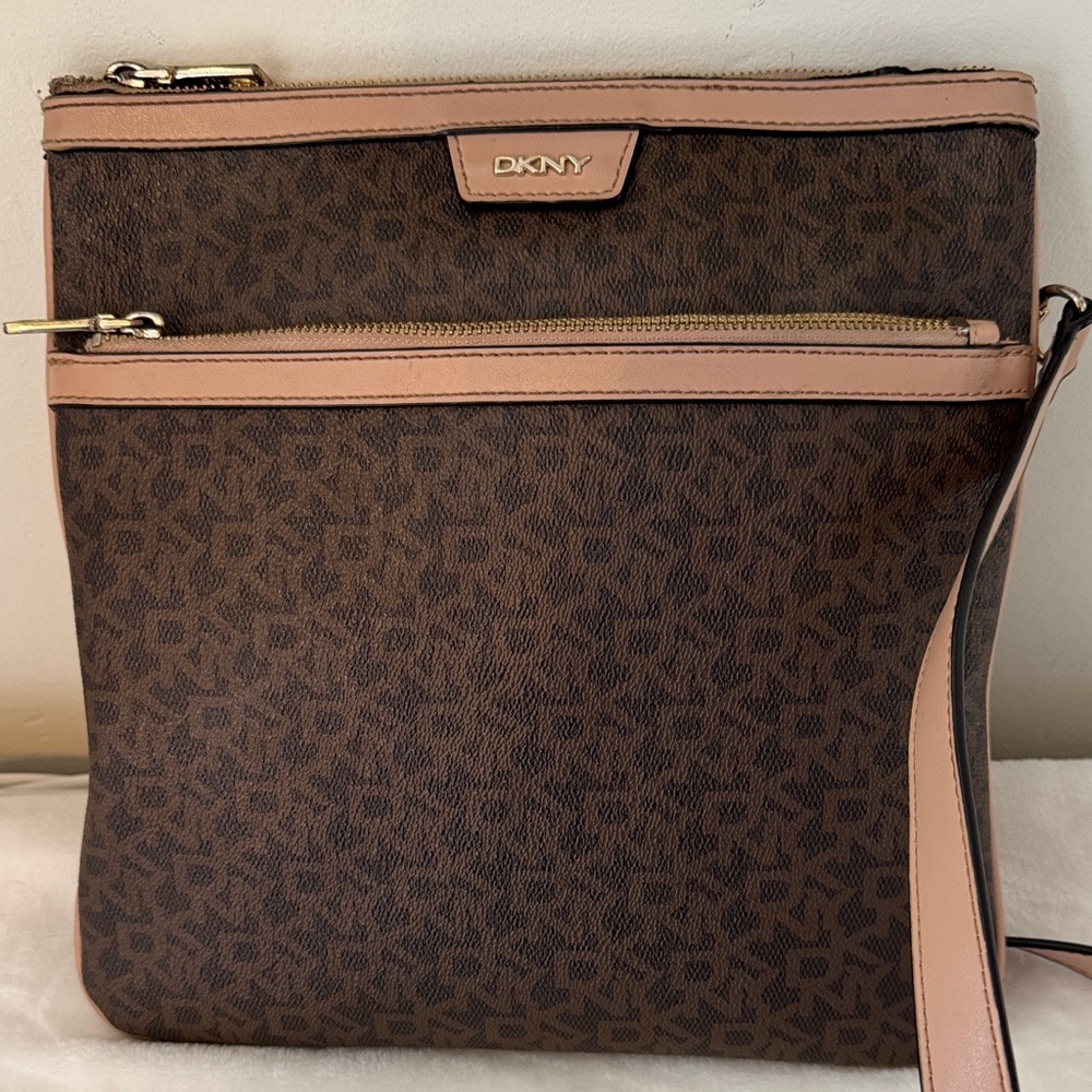DKNY Elegant Brown and Cream Shoulder Bag